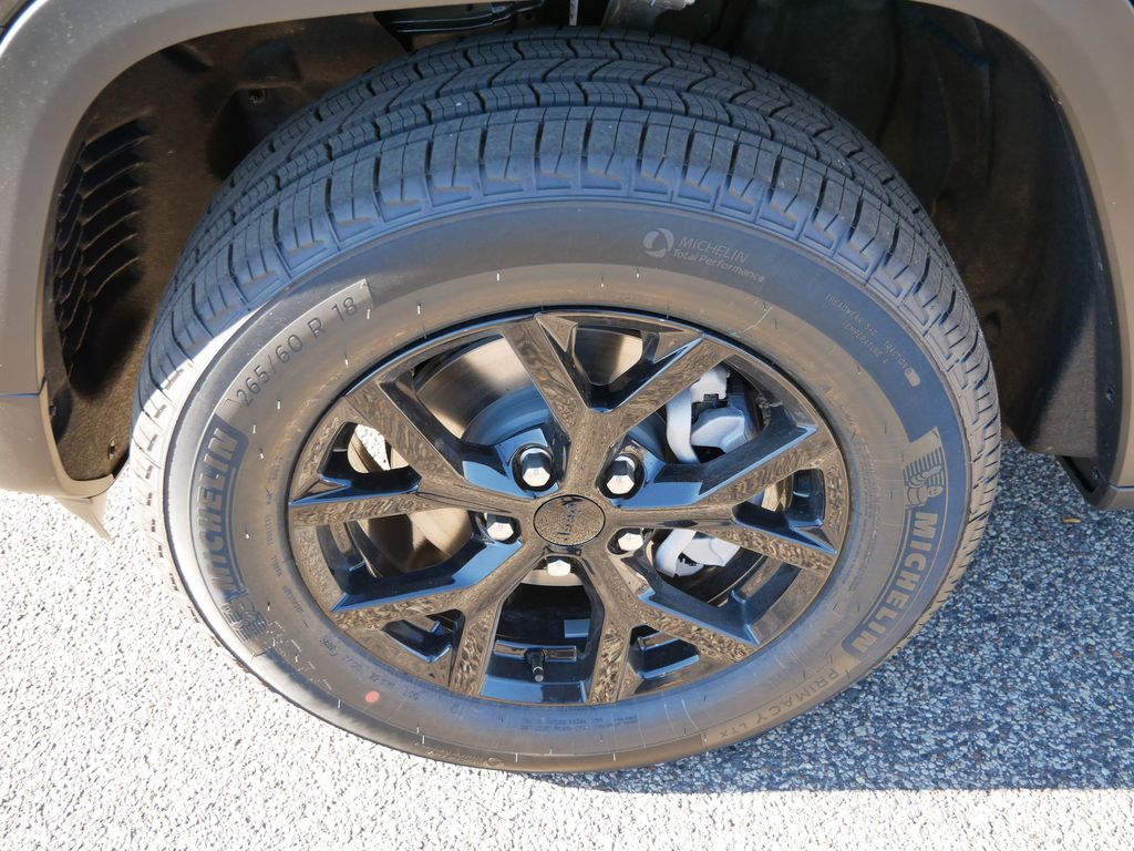 Thumbnail: 2025 Jeep Grand Cherokee - 19