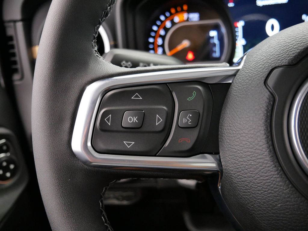 Thumbnail: 2025 Jeep Wrangler - 23