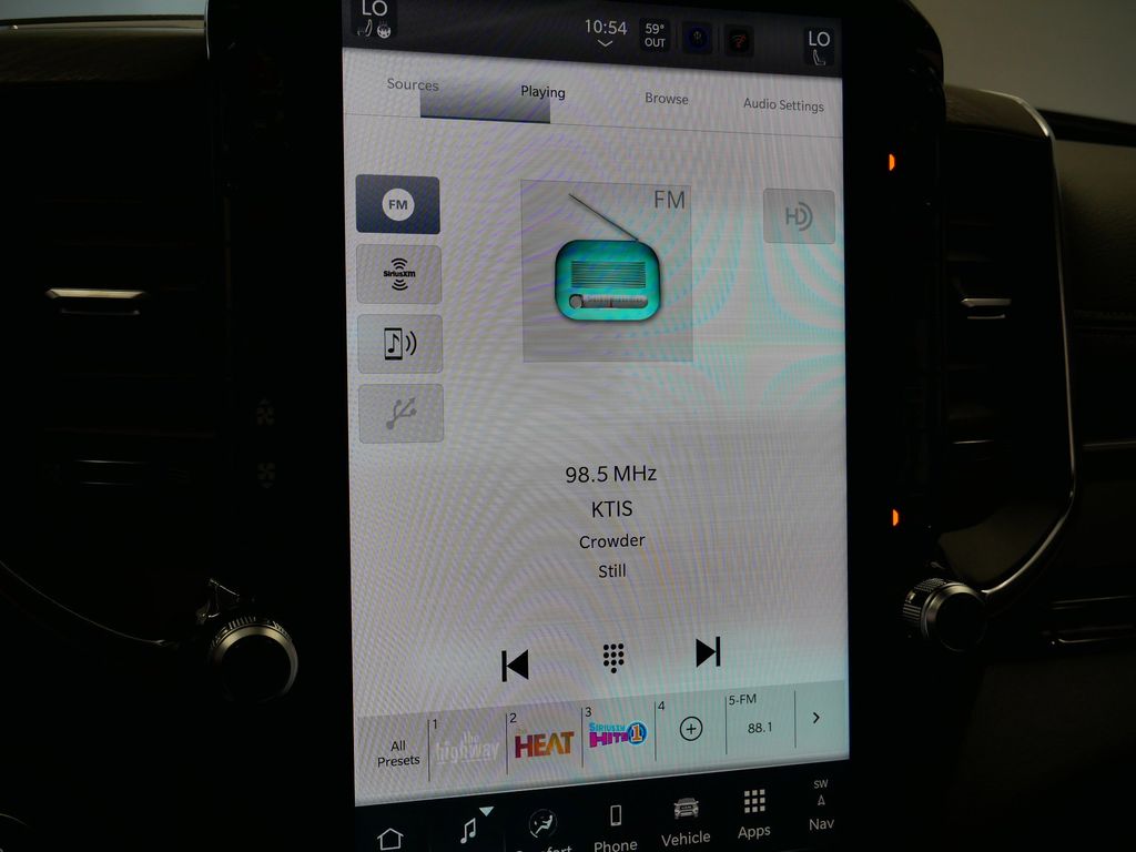 Thumbnail: 2026 RAM 1500 - 35