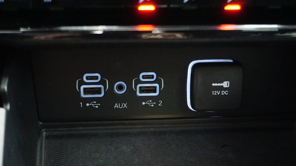 Thumbnail: 2023 Jeep Grand Cherokee L - 26