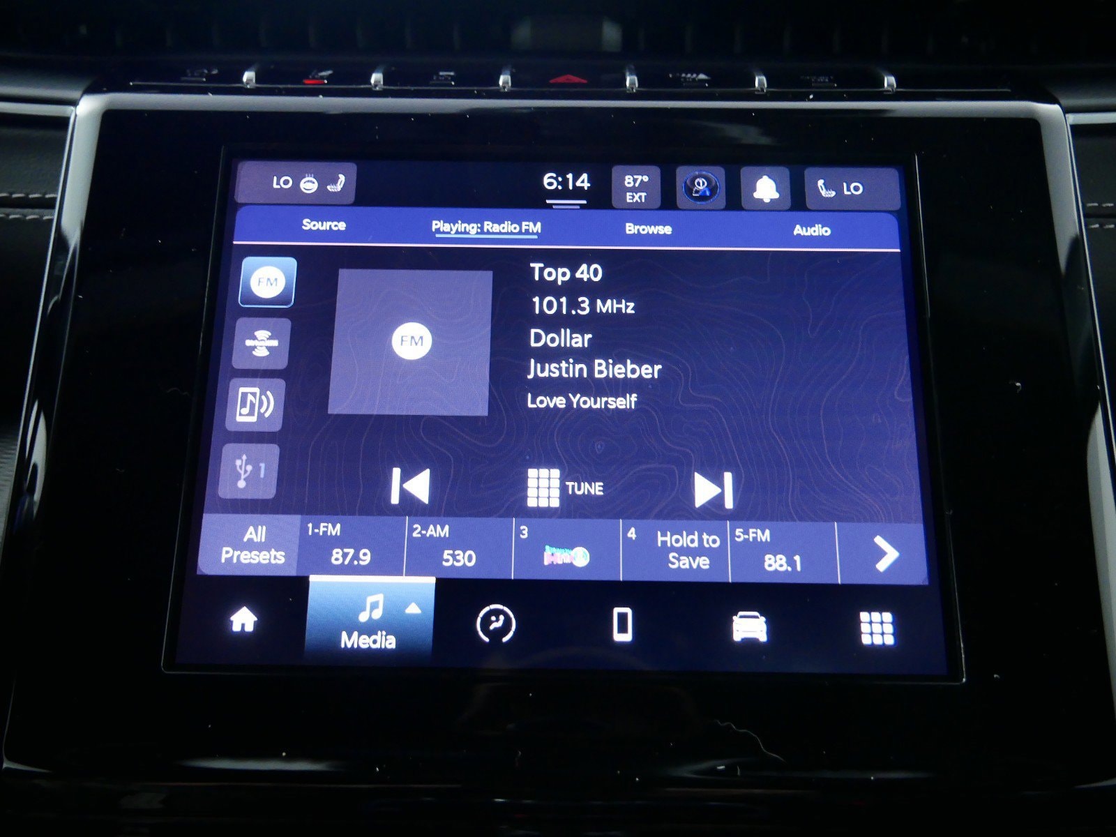 Thumbnail: 2025 Jeep Grand Cherokee - 32