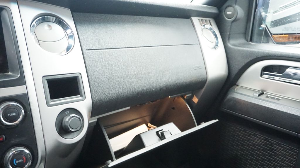 Thumbnail: 2017 Ford Expedition EL - 33