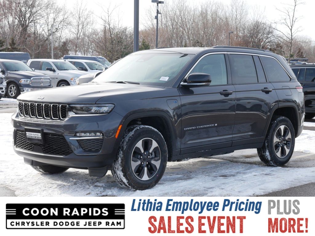 2025 Jeep Grand Cherokee 4xe -
                  Coon Rapids, MN