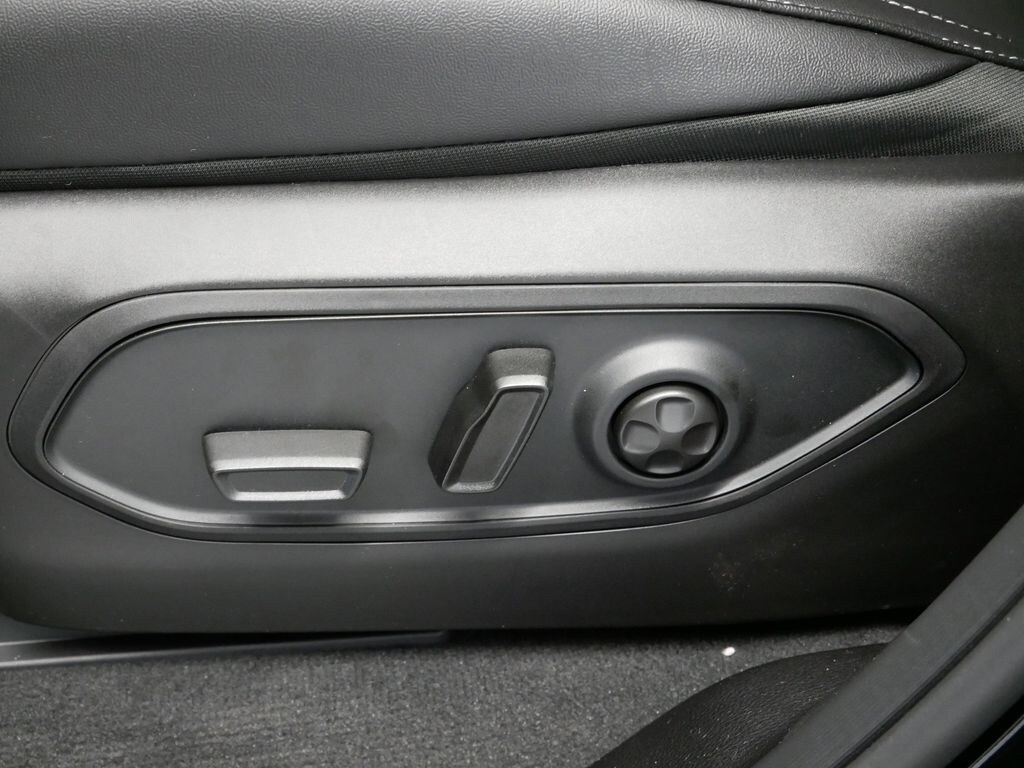 New 2025 Jeep Grand Cherokee Limited SUV