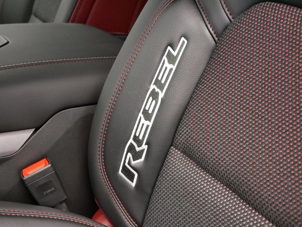 Thumbnail: 2026 RAM 1500 - 4