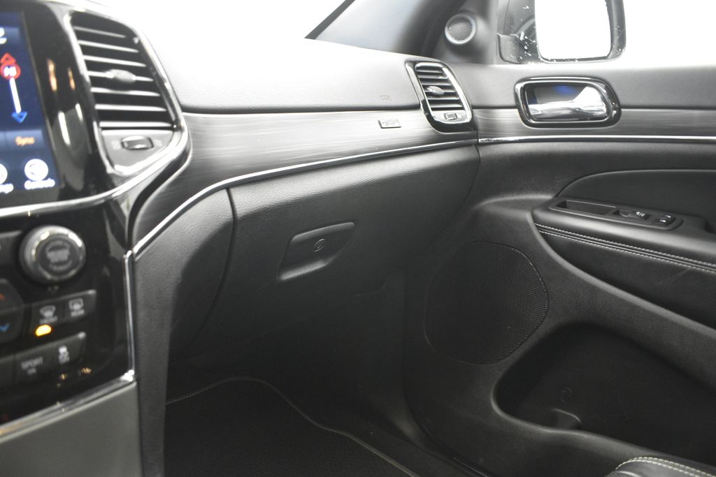 Thumbnail: 2021 Jeep Grand Cherokee - 37