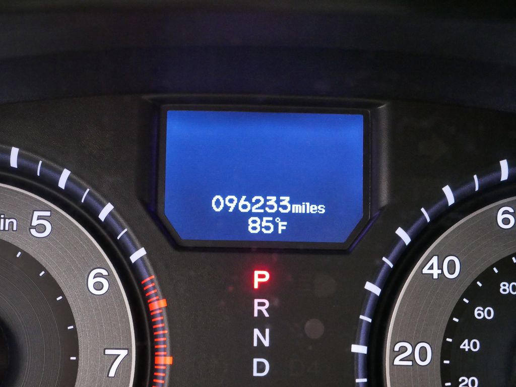 Thumbnail: 2015 Honda Odyssey - 26