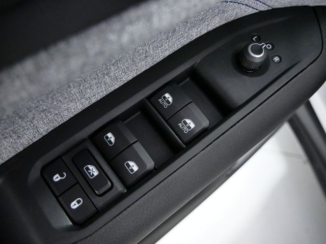 Thumbnail: 2024 Jeep Compass - 33