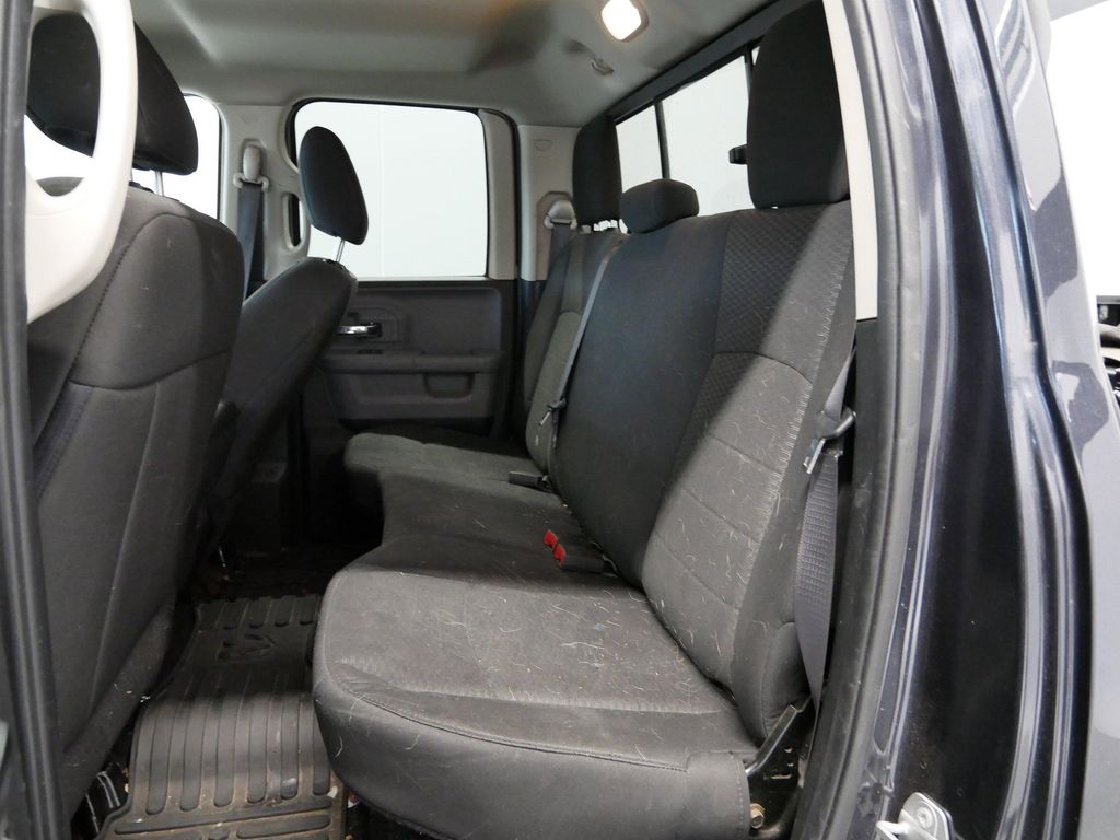 Thumbnail: 2019 RAM 1500 Classic - 24