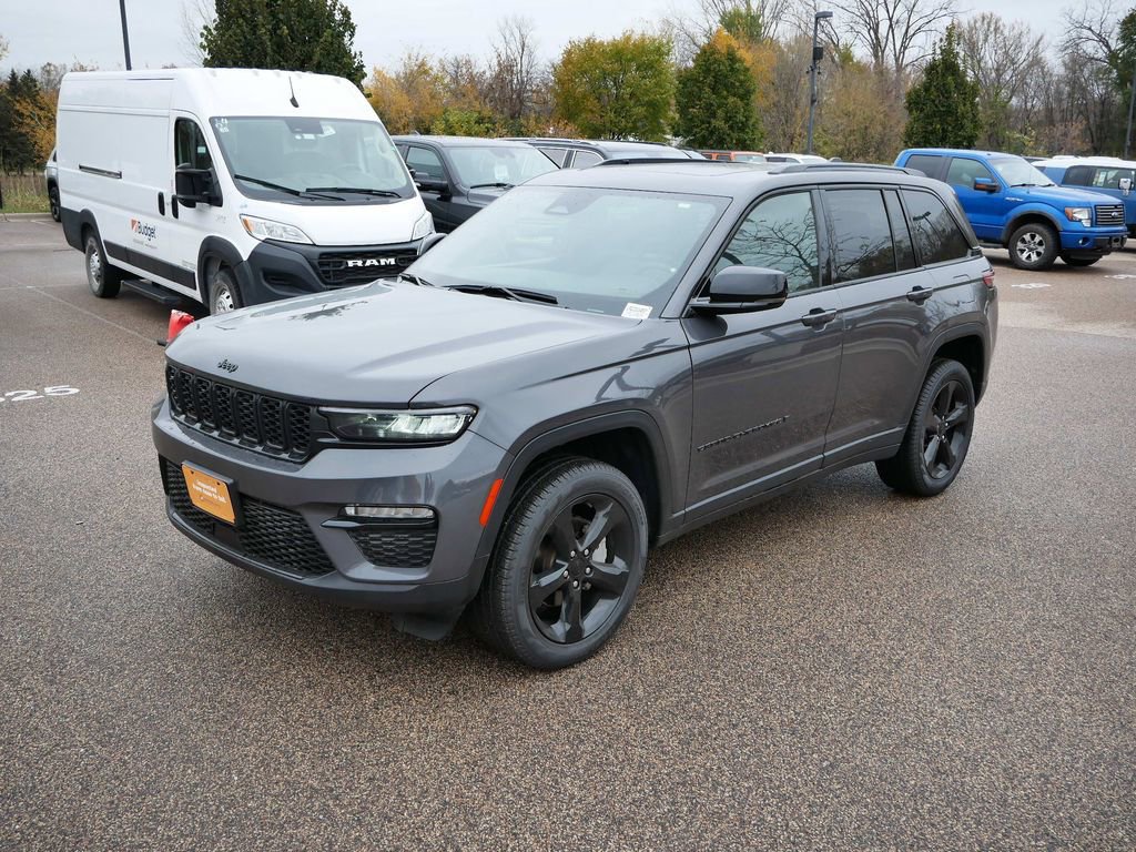 Thumbnail: 2024 Jeep Grand Cherokee - 13