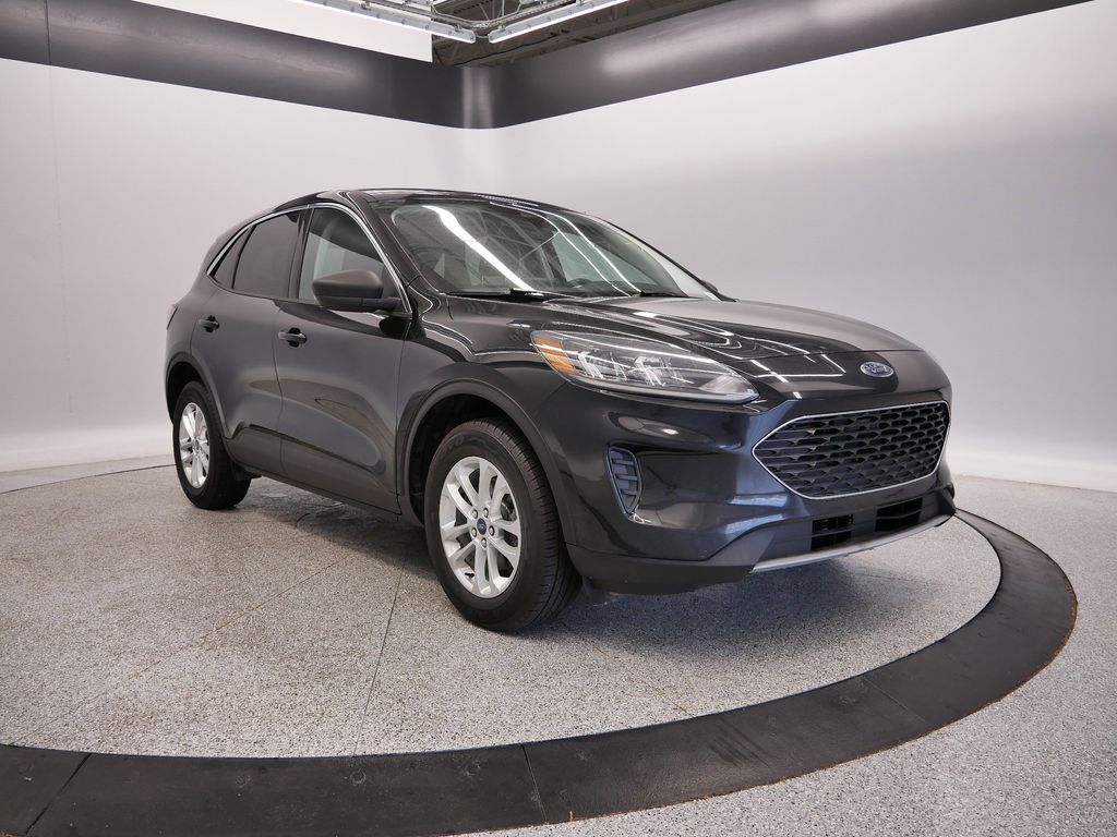 Thumbnail: 2022 Ford Escape - 17