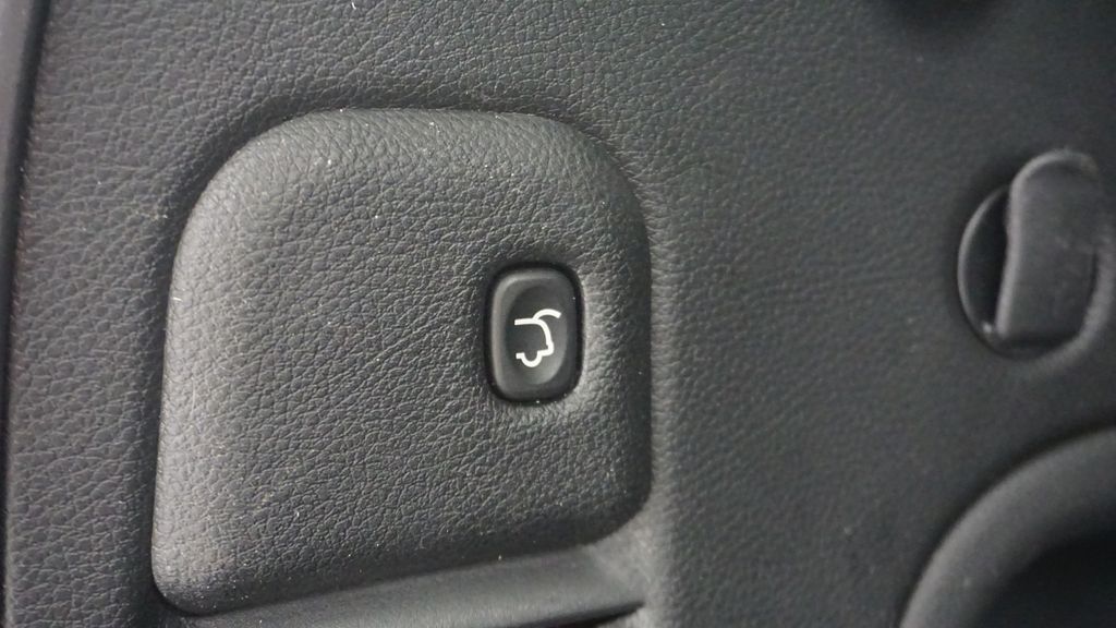 Thumbnail: 2021 Jeep Grand Cherokee - 19