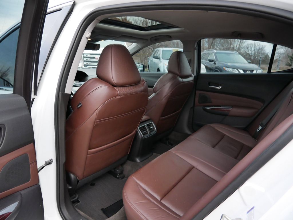 Thumbnail: 2015 Acura TLX - 9