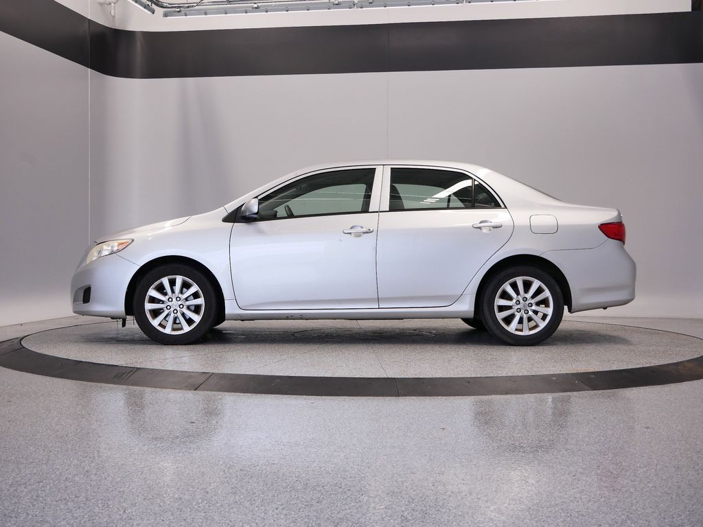 Thumbnail: 2009 Toyota Corolla - 2
