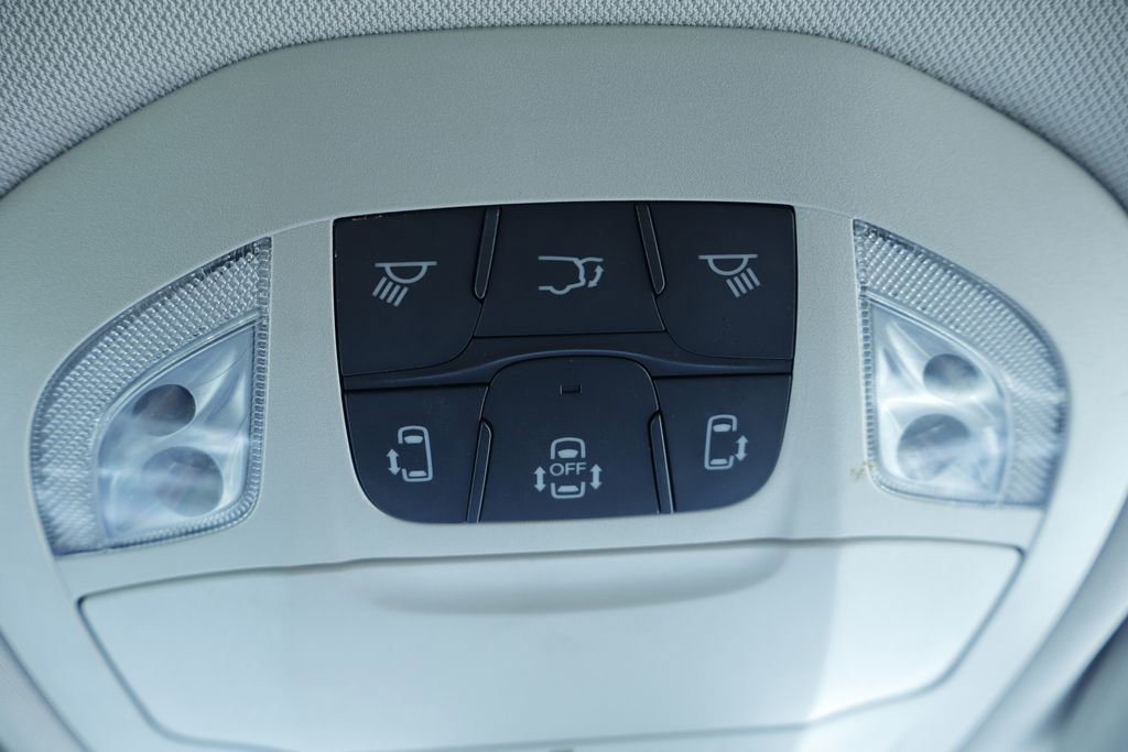 Thumbnail: 2023 Chrysler Pacifica - 29