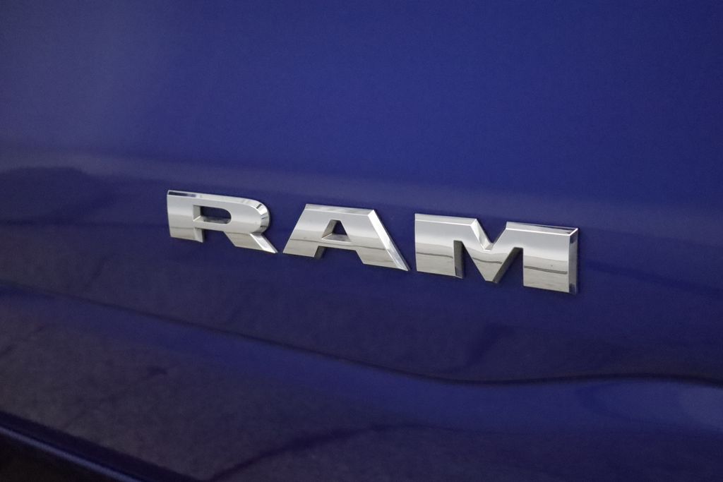 Thumbnail: 2019 RAM 1500 - 10