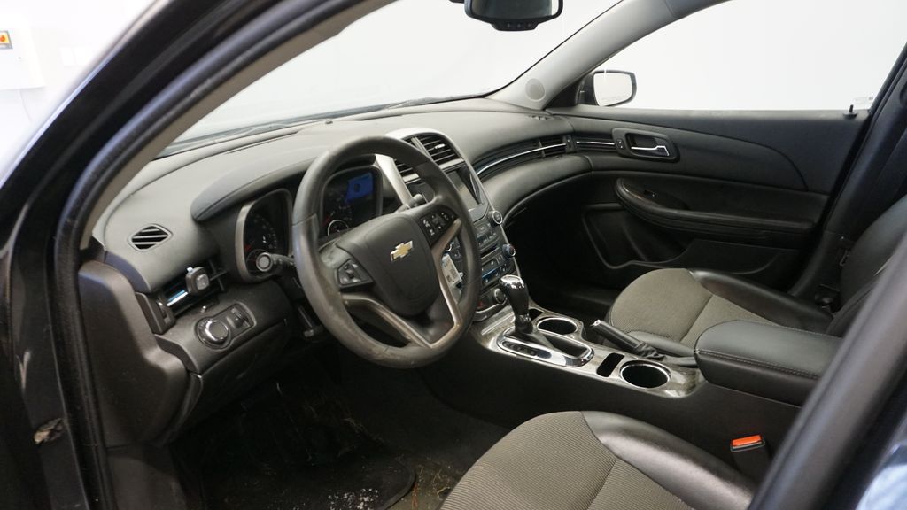 Thumbnail: 2014 Chevrolet Malibu - 31