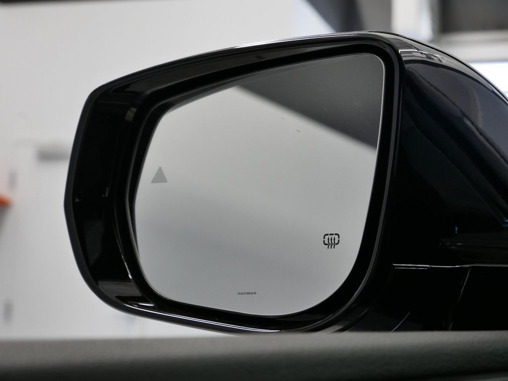 Thumbnail: 2025 Jeep Grand Cherokee L - 2