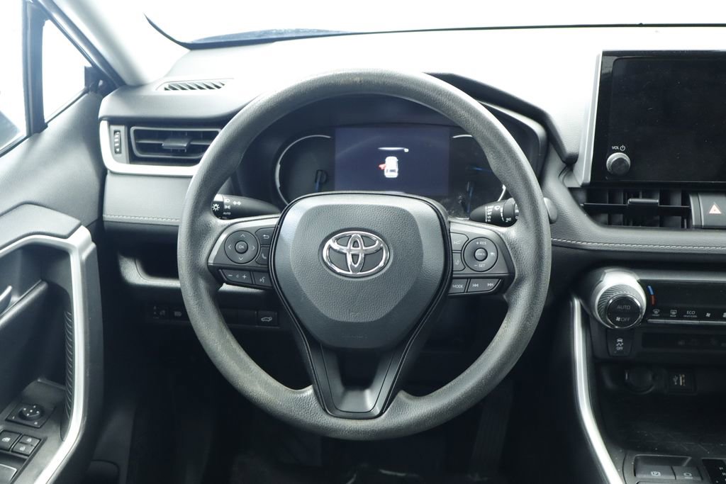 Thumbnail: 2023 Toyota RAV4 - 25