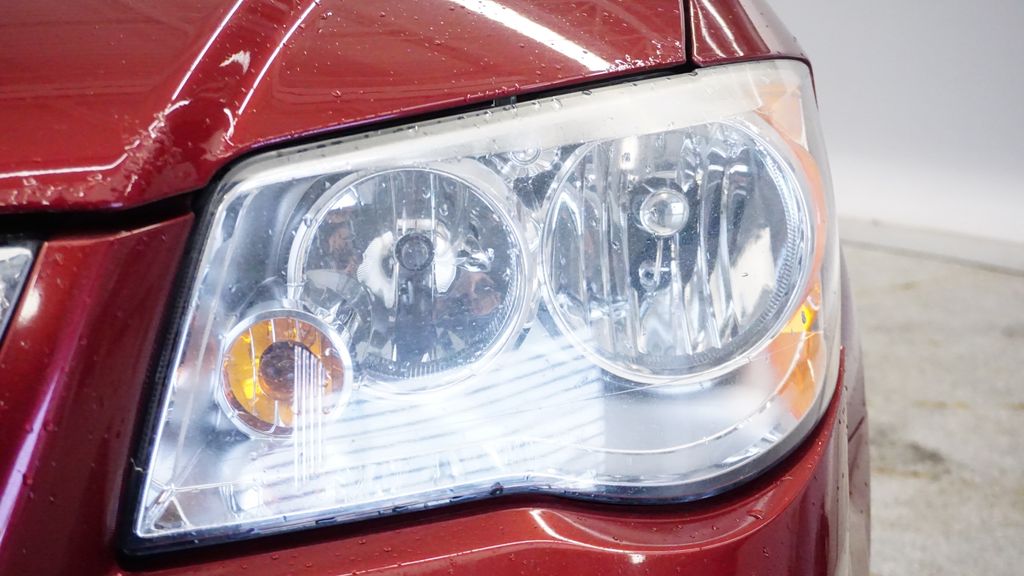 Thumbnail: 2013 Chrysler Town & Country - 12