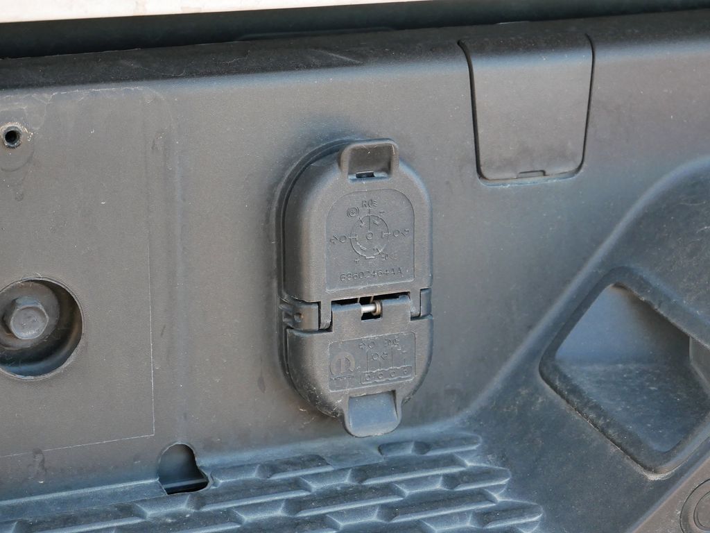 Thumbnail: 2025 RAM 1500 - 20