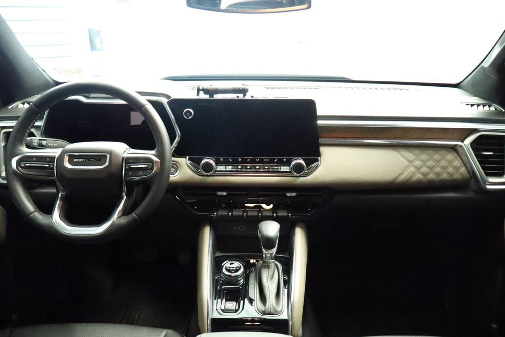 Thumbnail: 2023 GMC Canyon - 25