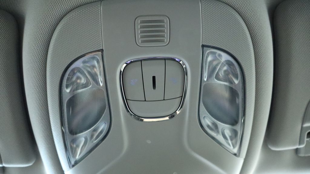 Thumbnail: 2022 Jeep Compass - 44