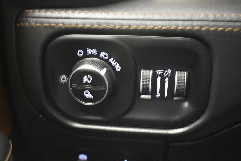 Thumbnail: 2021 RAM 1500 - 34