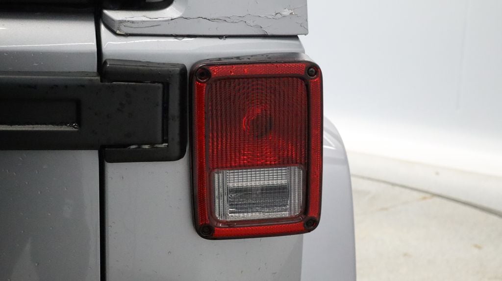 Thumbnail: 2014 Jeep Wrangler - 14