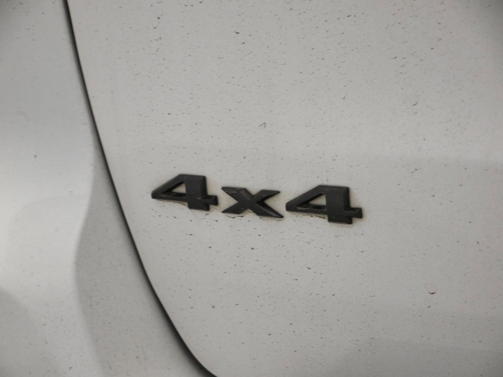 Thumbnail: 2020 Jeep Grand Cherokee - 20