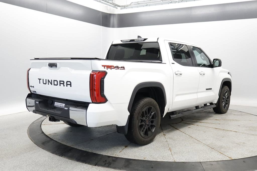 Thumbnail: 2024 Toyota Tundra - 6