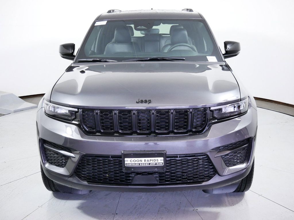 Thumbnail: 2024 Jeep Grand Cherokee - 19
