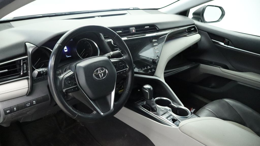 Thumbnail: 2020 Toyota Camry - 24