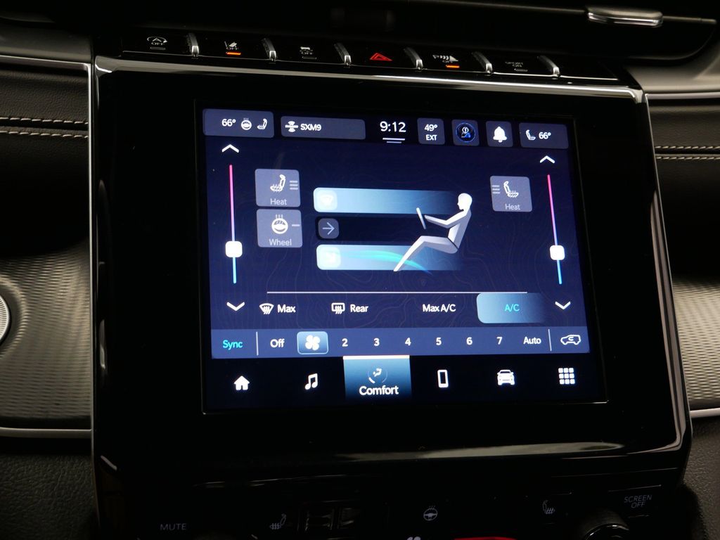 Thumbnail: 2024 Jeep Grand Cherokee - 34