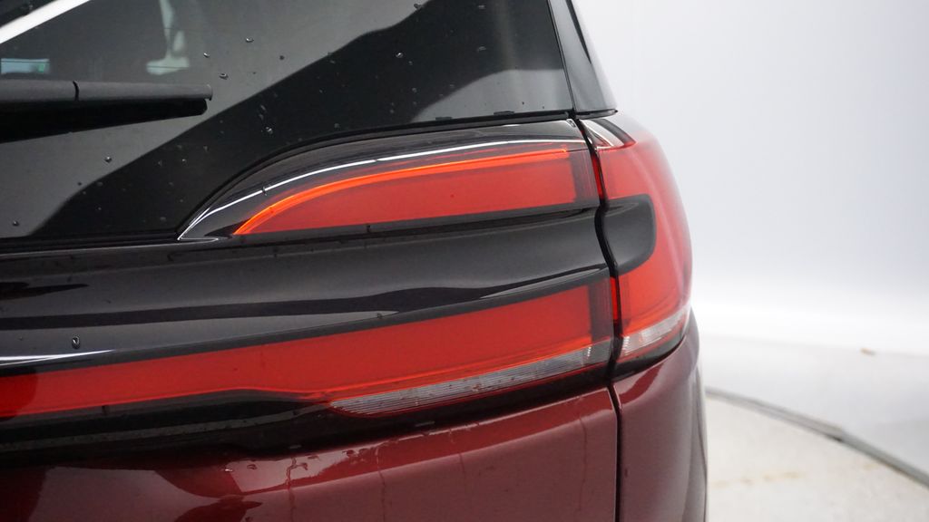 Thumbnail: 2023 Chrysler Pacifica - 14