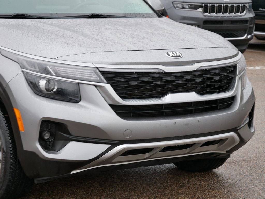 Thumbnail: 2021 Kia Seltos - 3