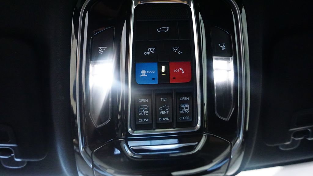 Thumbnail: 2022 Jeep Grand Cherokee - 30