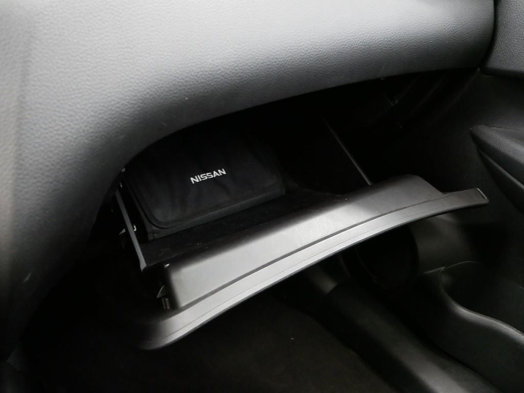 Thumbnail: 2014 Nissan Rogue - 40