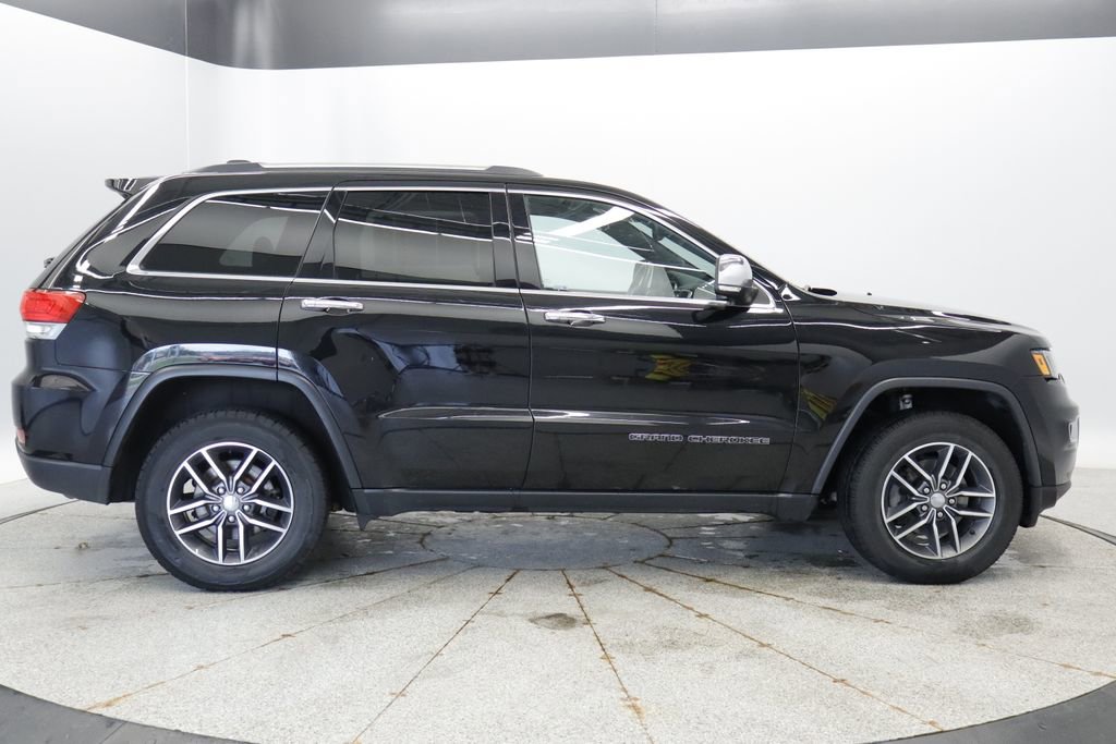 Thumbnail: 2017 Jeep Grand Cherokee - 7