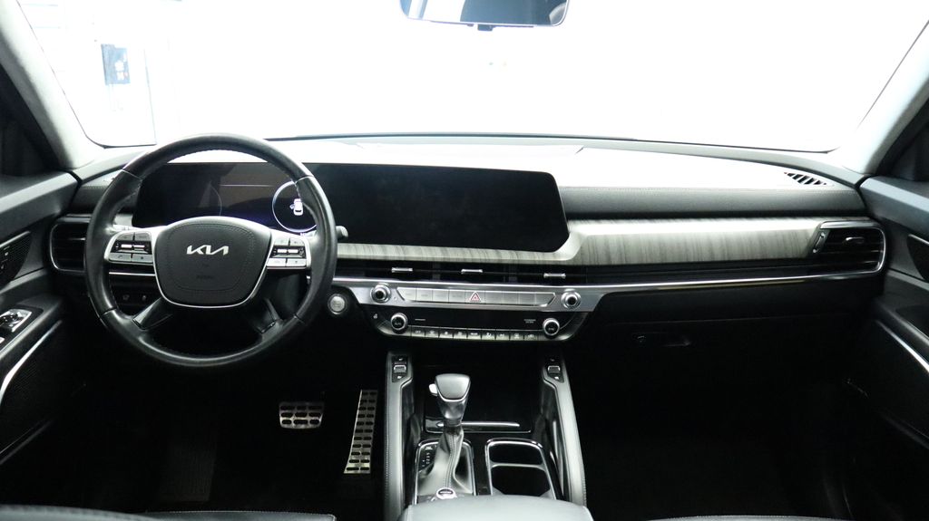 Thumbnail: 2023 Kia Telluride - 26