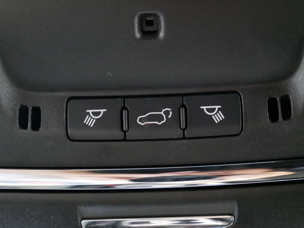 Thumbnail: 2022 Jeep Grand Cherokee - 41