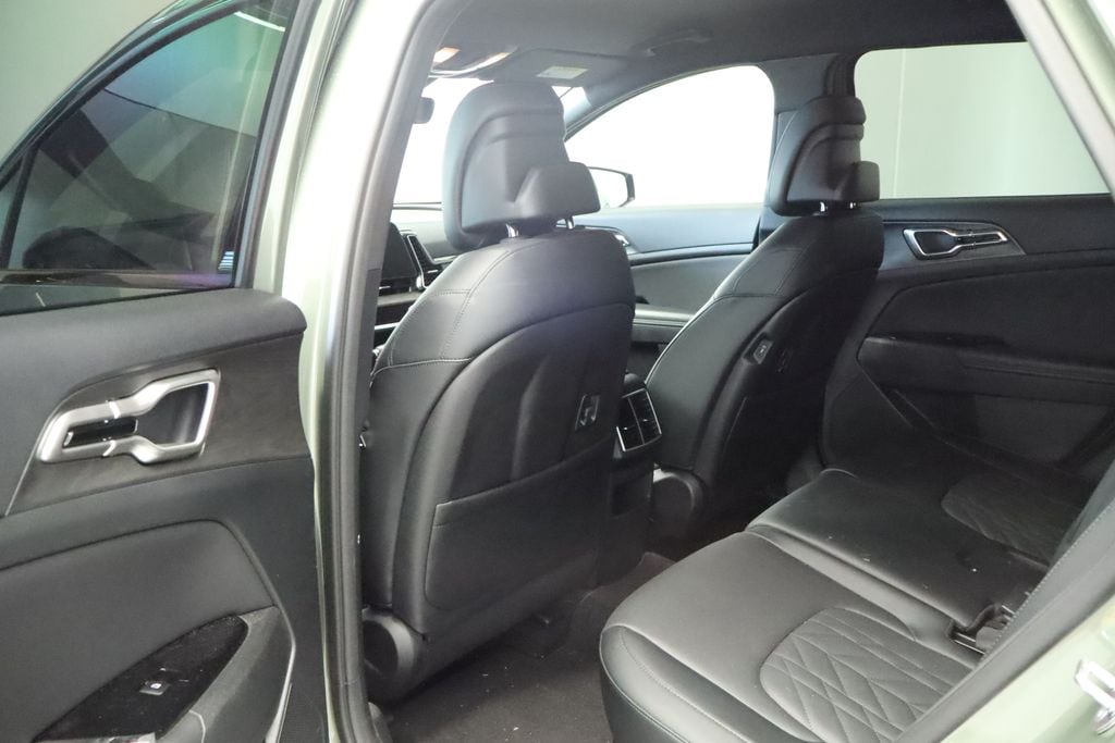 Thumbnail: 2023 Kia Sportage - 21