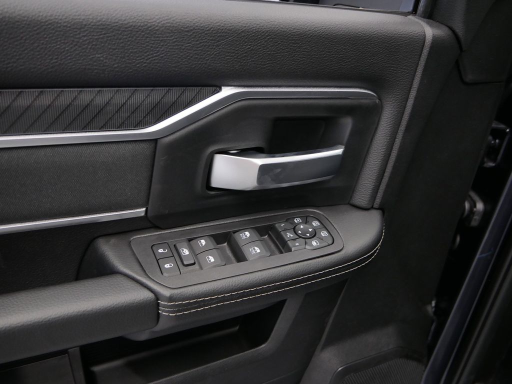 Thumbnail: 2026 RAM 3500 - 6