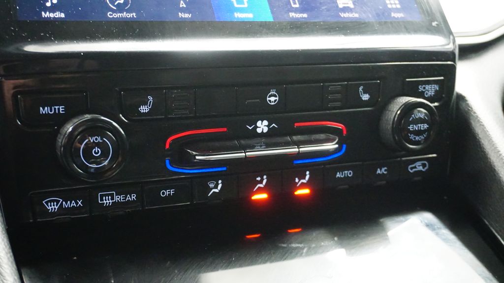 Thumbnail: 2023 Jeep Grand Cherokee L - 32