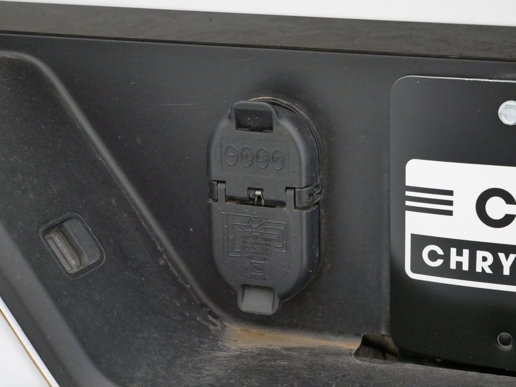 Thumbnail: 2023 Chevrolet Silverado 1500 - 47