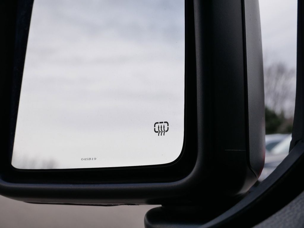 Thumbnail: 2020 Jeep Gladiator - 20