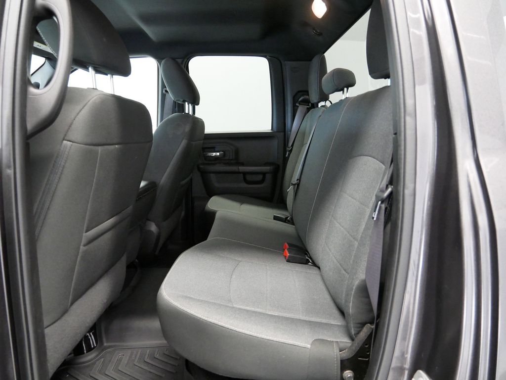 Thumbnail: 2021 RAM 1500 Classic - 27