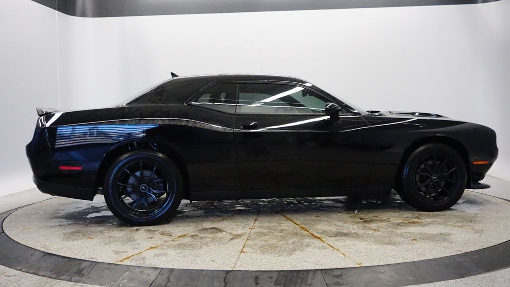 Thumbnail: 2020 Dodge Challenger - 8