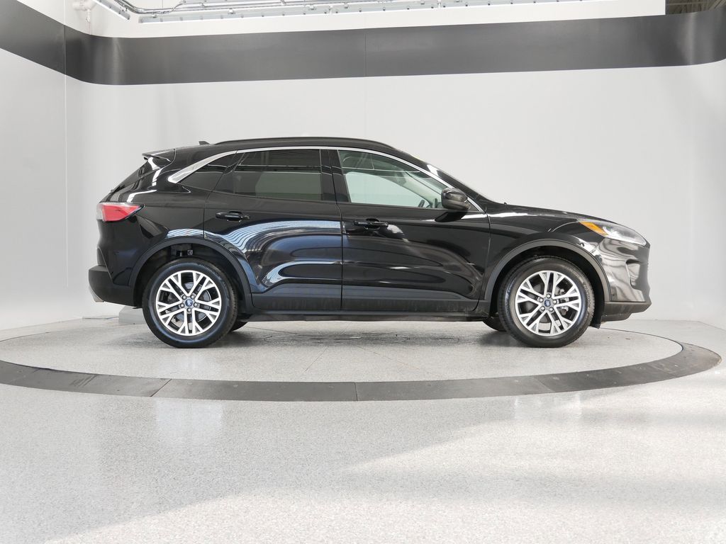 Thumbnail: 2021 Ford Escape - 45