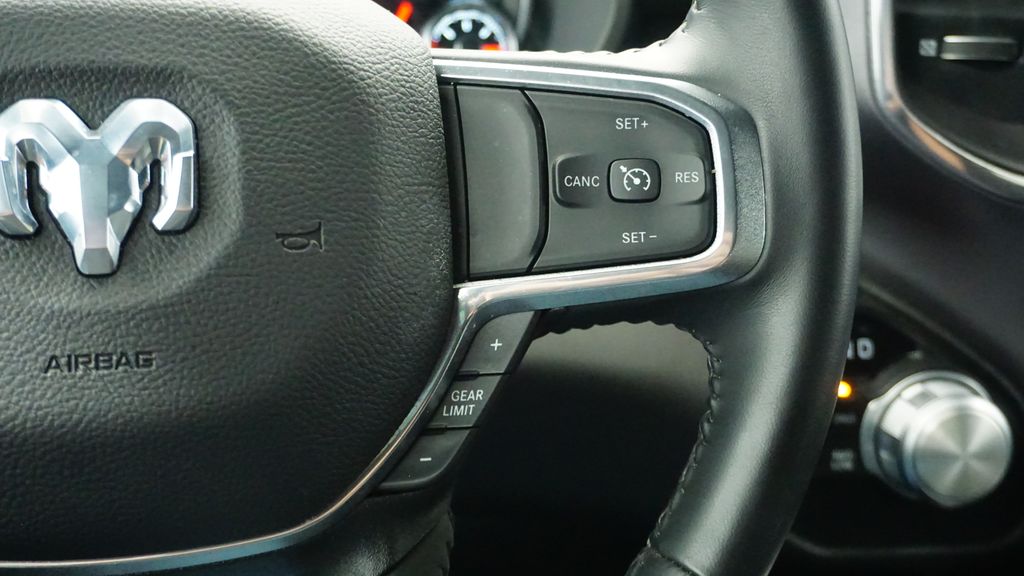 Thumbnail: 2023 RAM 1500 - 39